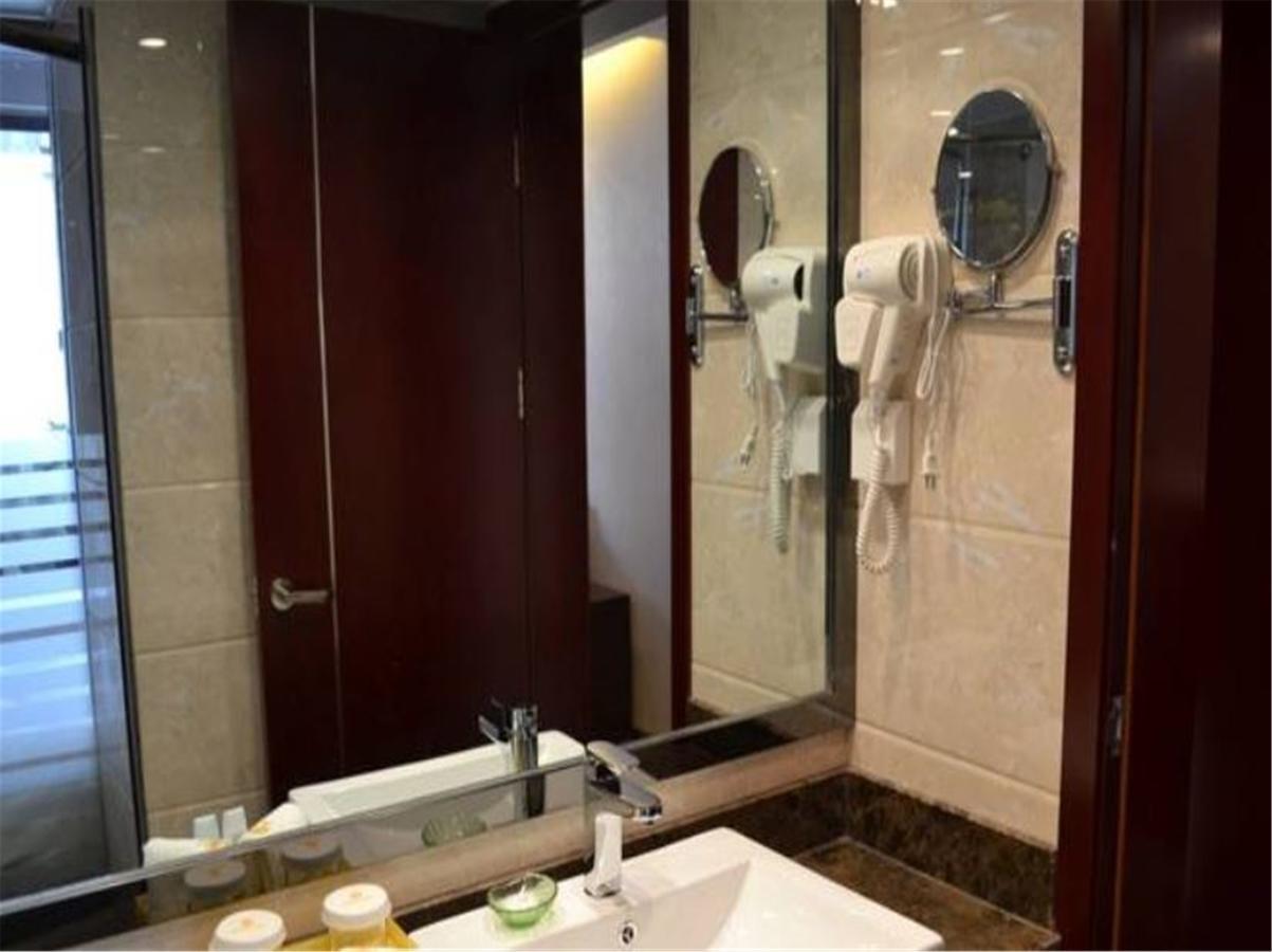 Lanzhou Golden Apple Boutique Hotel Bagian luar foto