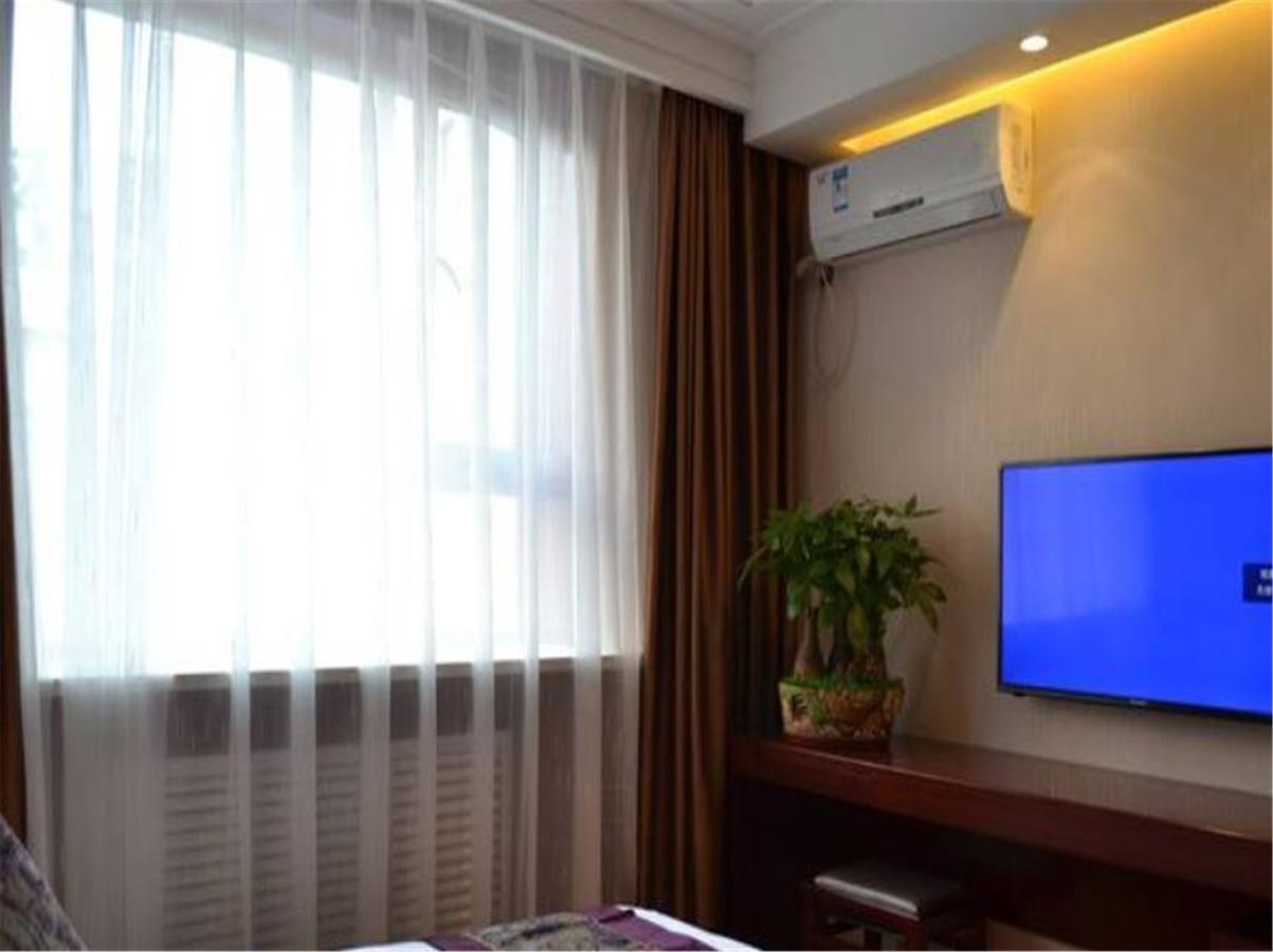 Lanzhou Golden Apple Boutique Hotel Bagian luar foto